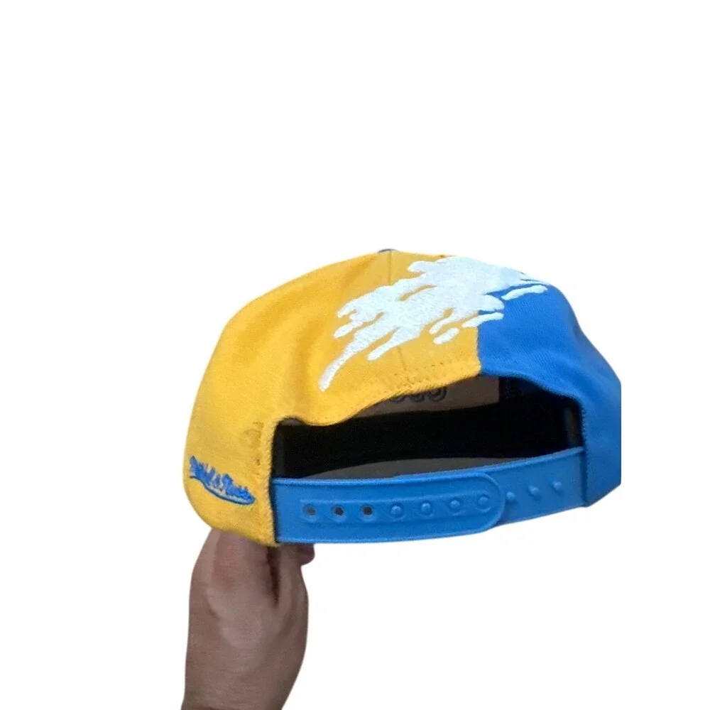 UCLA Bruins Mitchell & Ness Paintbrush‎ Snapback Gold Blue Collegiate NCAA